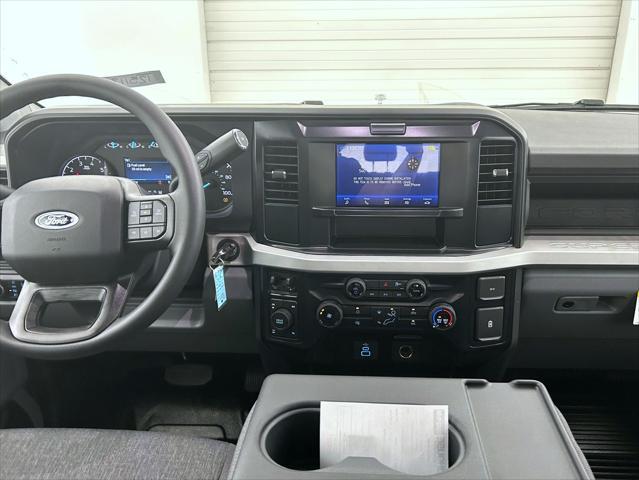 new 2025 Ford F-250 car