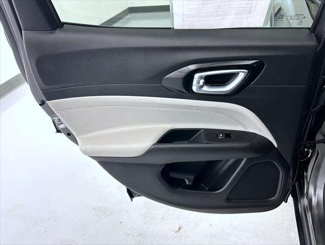 used 2022 Jeep Compass car, priced at $26,136