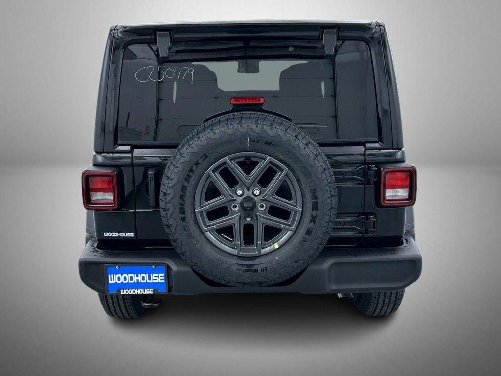 new 2025 Jeep Wrangler car, priced at $45,740