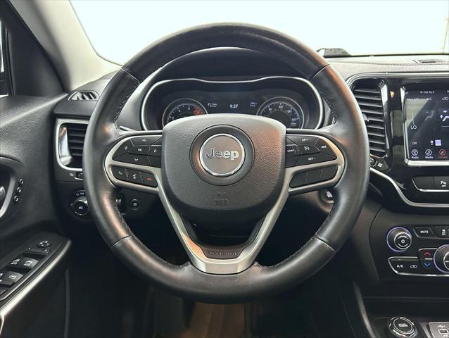 used 2019 Jeep Cherokee car