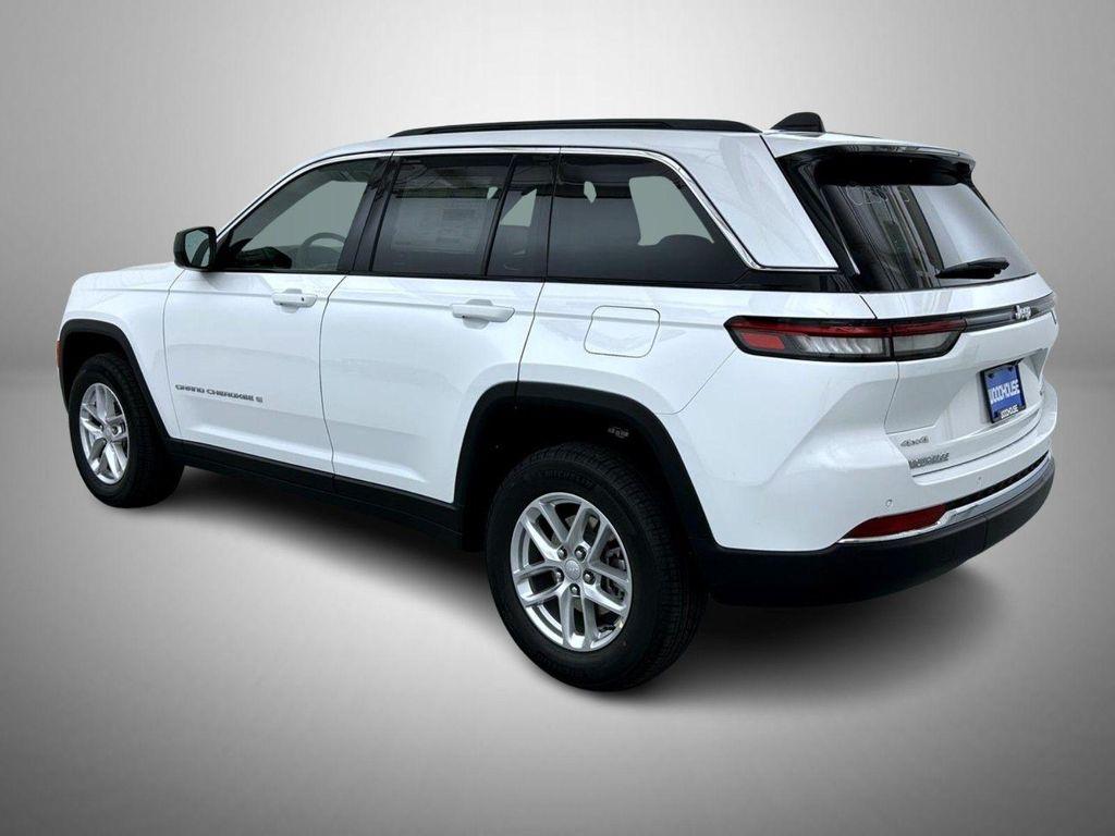 new 2025 Jeep Grand Cherokee car, priced at $39,794
