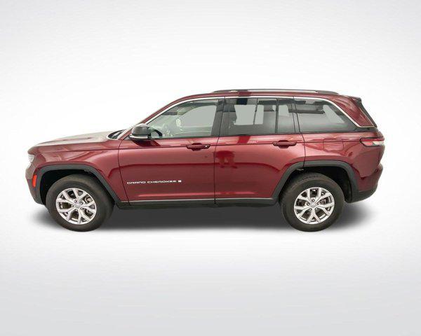 used 2022 Jeep Grand Cherokee car, priced at $32,640