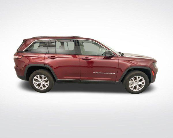 used 2022 Jeep Grand Cherokee car, priced at $32,640