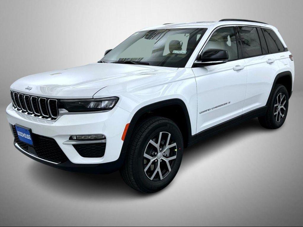 new 2025 Jeep Grand Cherokee car, priced at $46,969