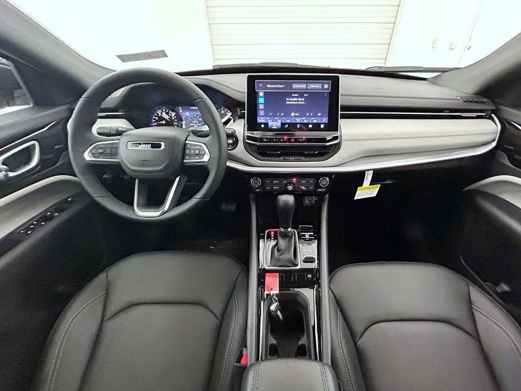 new 2025 Jeep Compass car, priced at $31,301