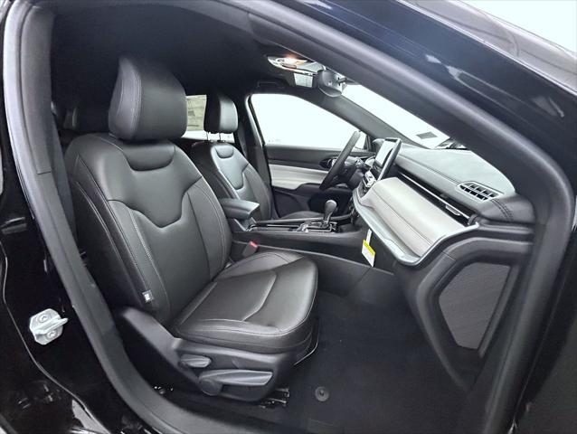 new 2025 Jeep Compass car, priced at $31,423