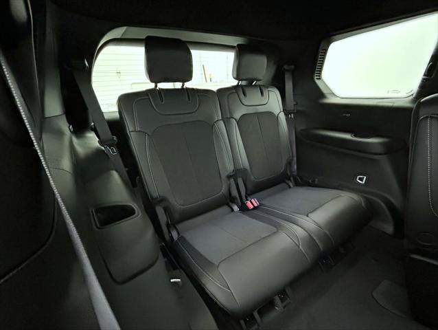 new 2025 Jeep Grand Cherokee L car, priced at $42,285