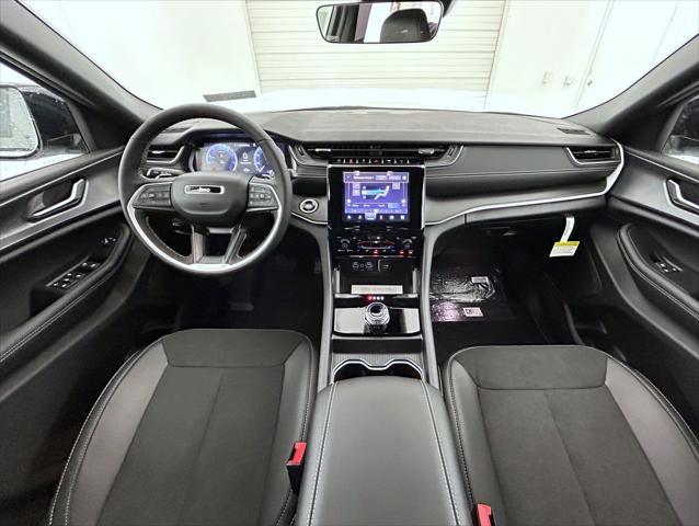 new 2025 Jeep Grand Cherokee L car, priced at $42,285