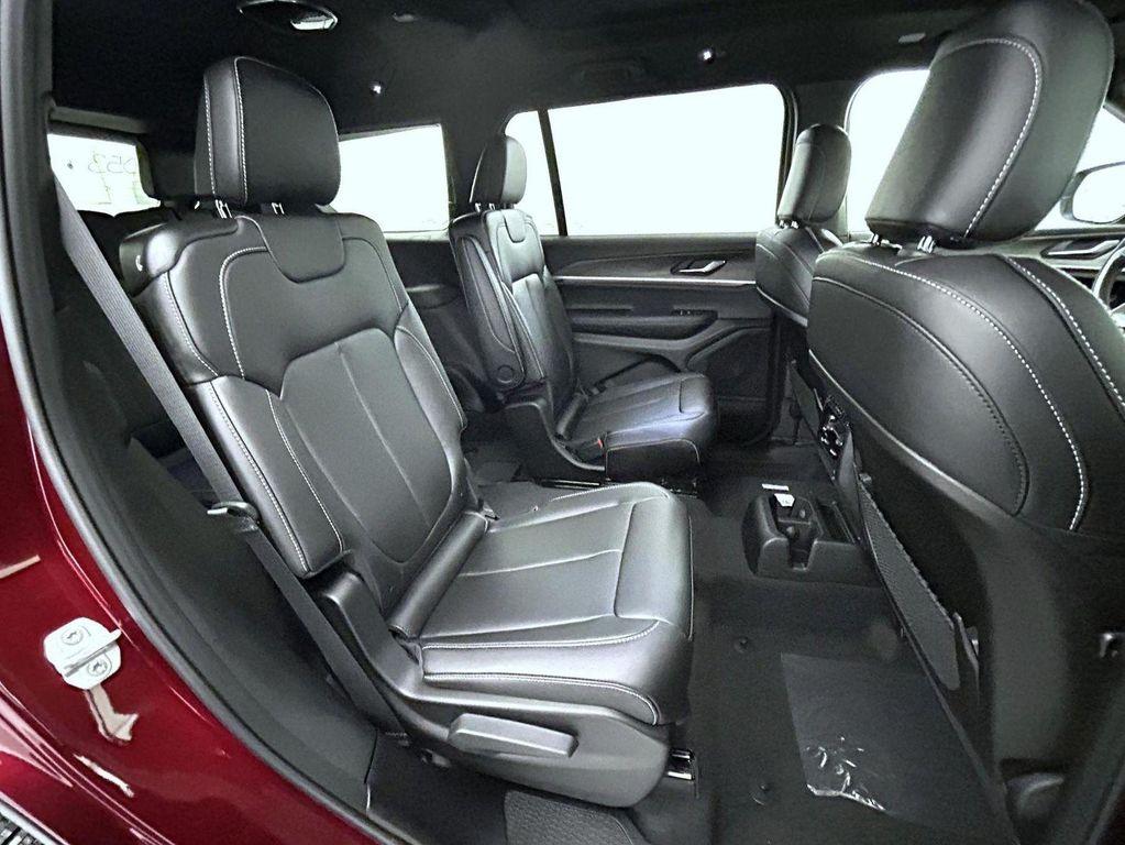 new 2025 Jeep Grand Cherokee L car, priced at $52,214