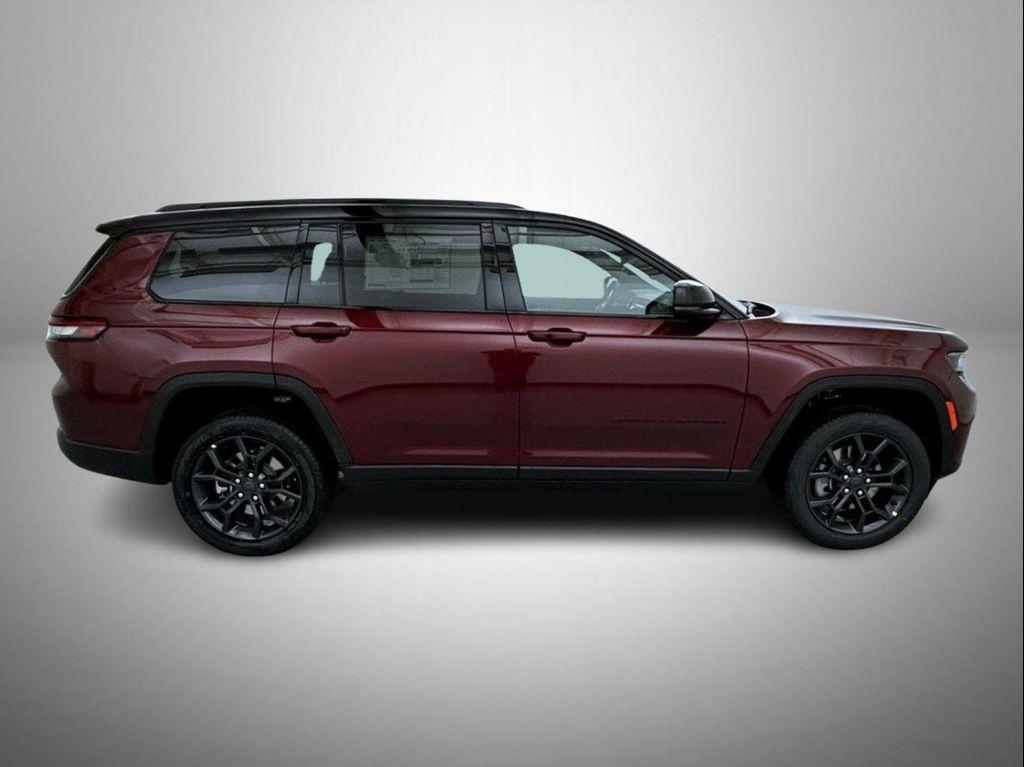 new 2025 Jeep Grand Cherokee L car, priced at $52,214