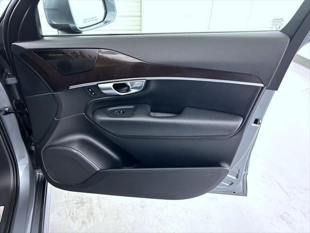 used 2019 Volvo XC90 car