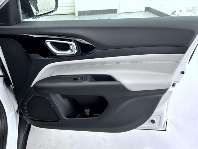 new 2025 Jeep Compass car, priced at $30,893