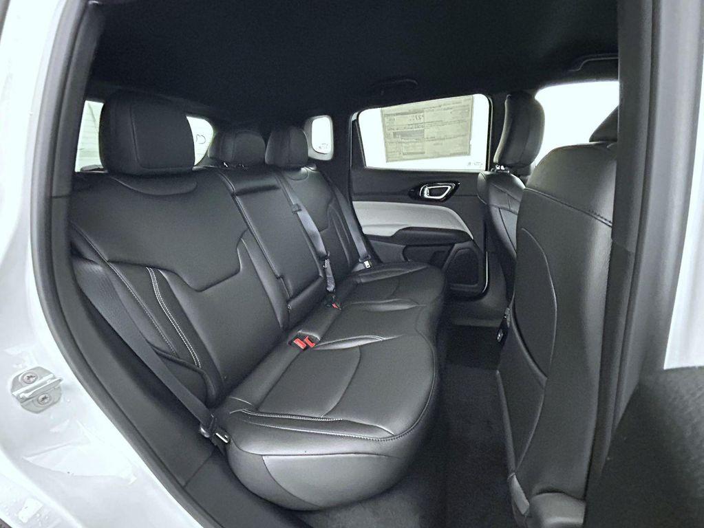 new 2025 Jeep Compass car, priced at $31,301