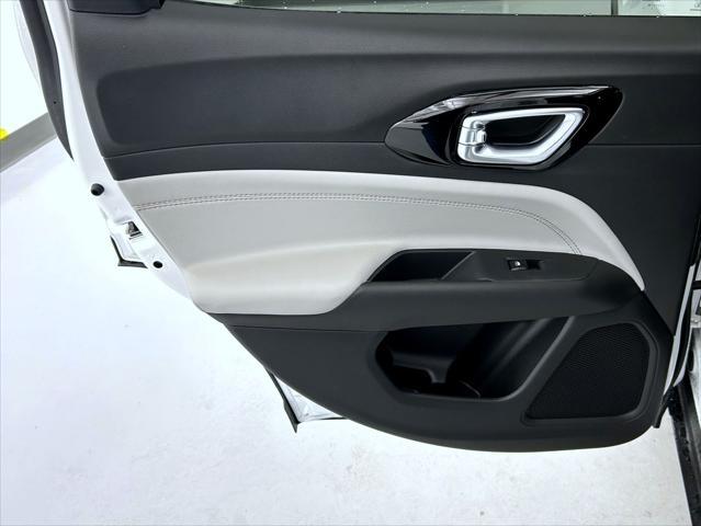 new 2025 Jeep Compass car, priced at $30,893
