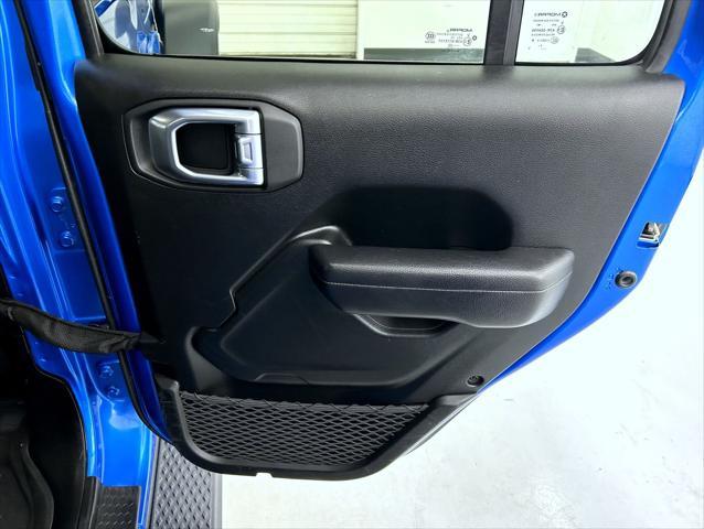 used 2022 Jeep Gladiator car, priced at $38,369