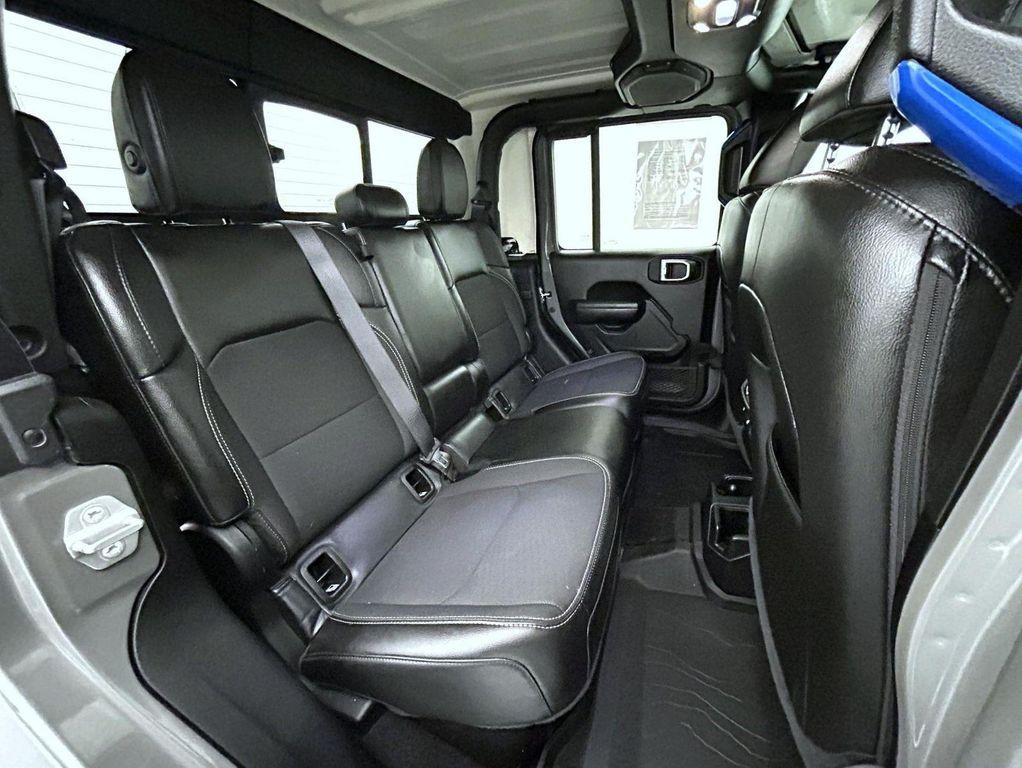 used 2021 Jeep Gladiator car, priced at $30,169