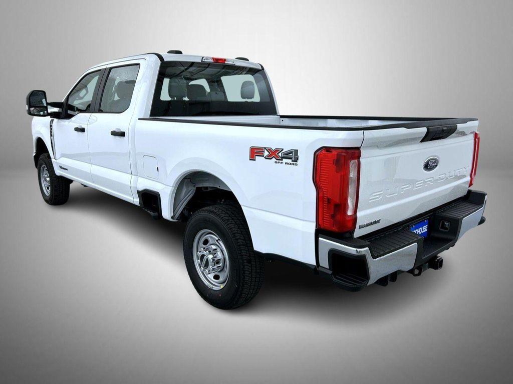 new 2025 Ford F-350 car