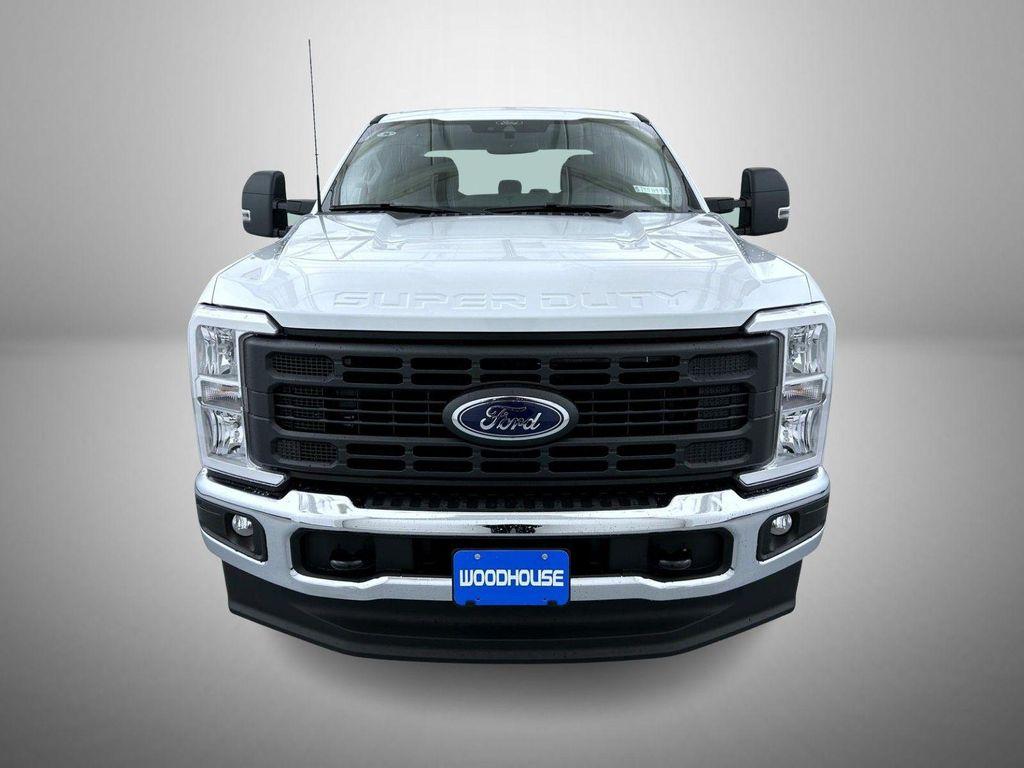 new 2025 Ford F-350 car