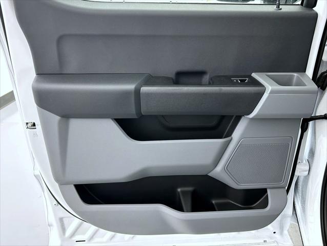 new 2025 Ford F-350 car