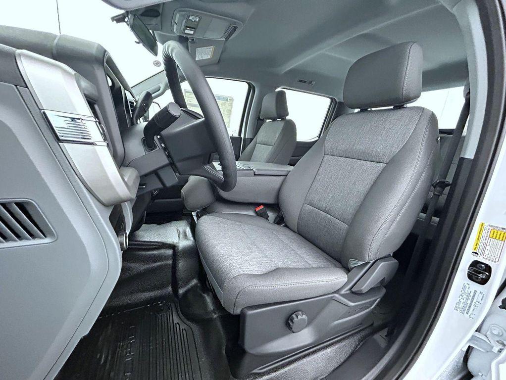 new 2025 Ford F-350 car