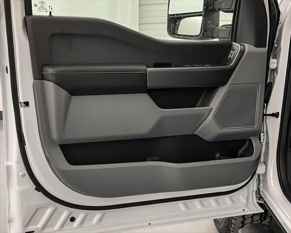 new 2025 Ford F-250 car