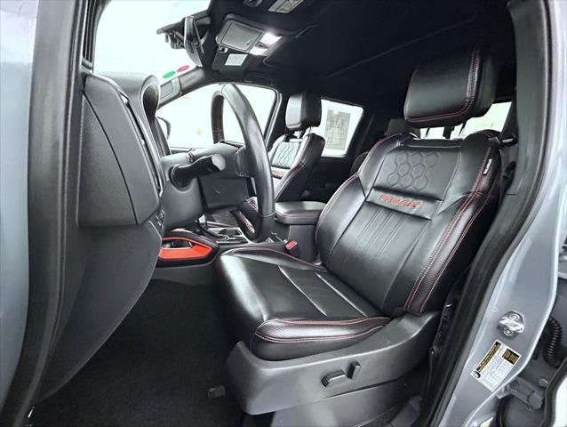 used 2023 Nissan Frontier car