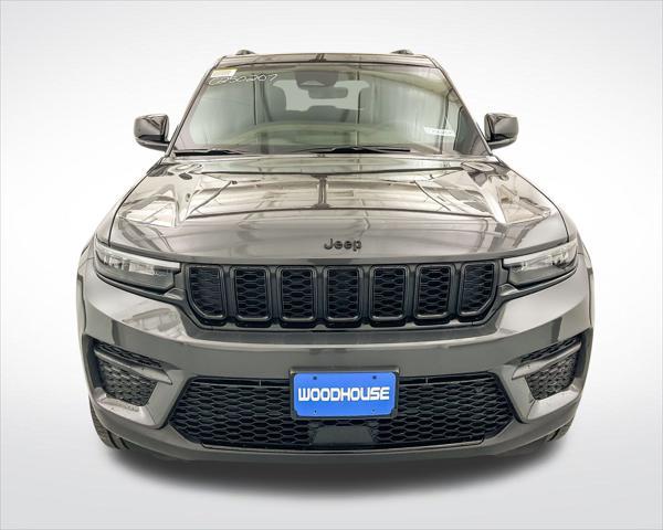 new 2025 Jeep Grand Cherokee car, priced at $43,661