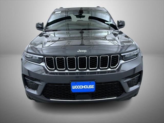 new 2025 Jeep Grand Cherokee car, priced at $37,097