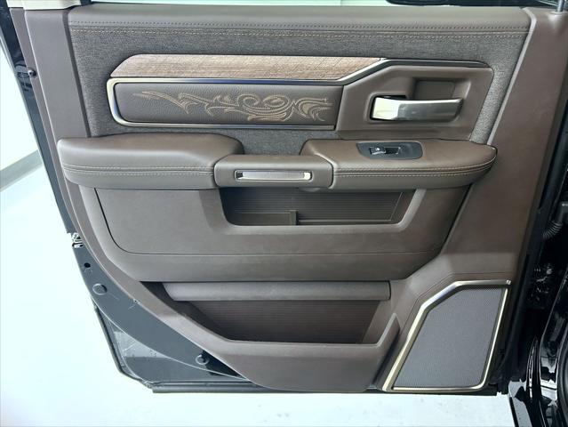new 2025 Ram 3500 car, priced at $95,889