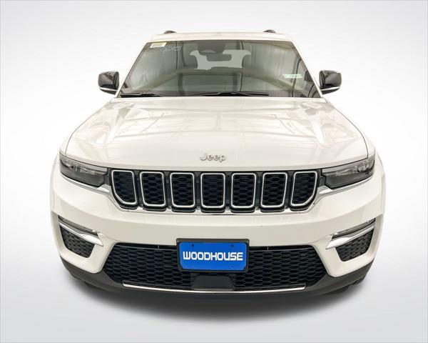 new 2025 Jeep Grand Cherokee car, priced at $42,804