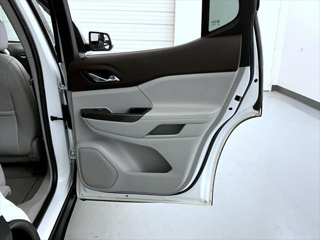 used 2019 GMC Acadia car