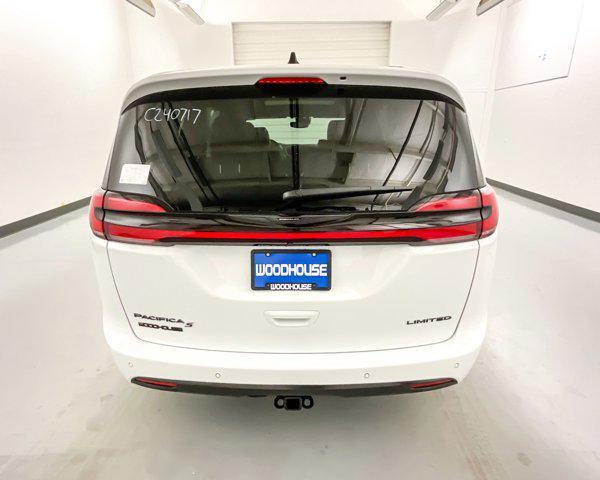 new 2024 Chrysler Pacifica car, priced at $51,441