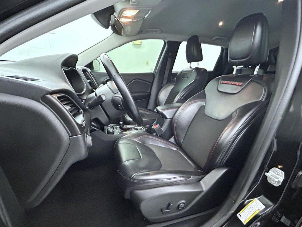 used 2020 Jeep Cherokee car, priced at $19,662