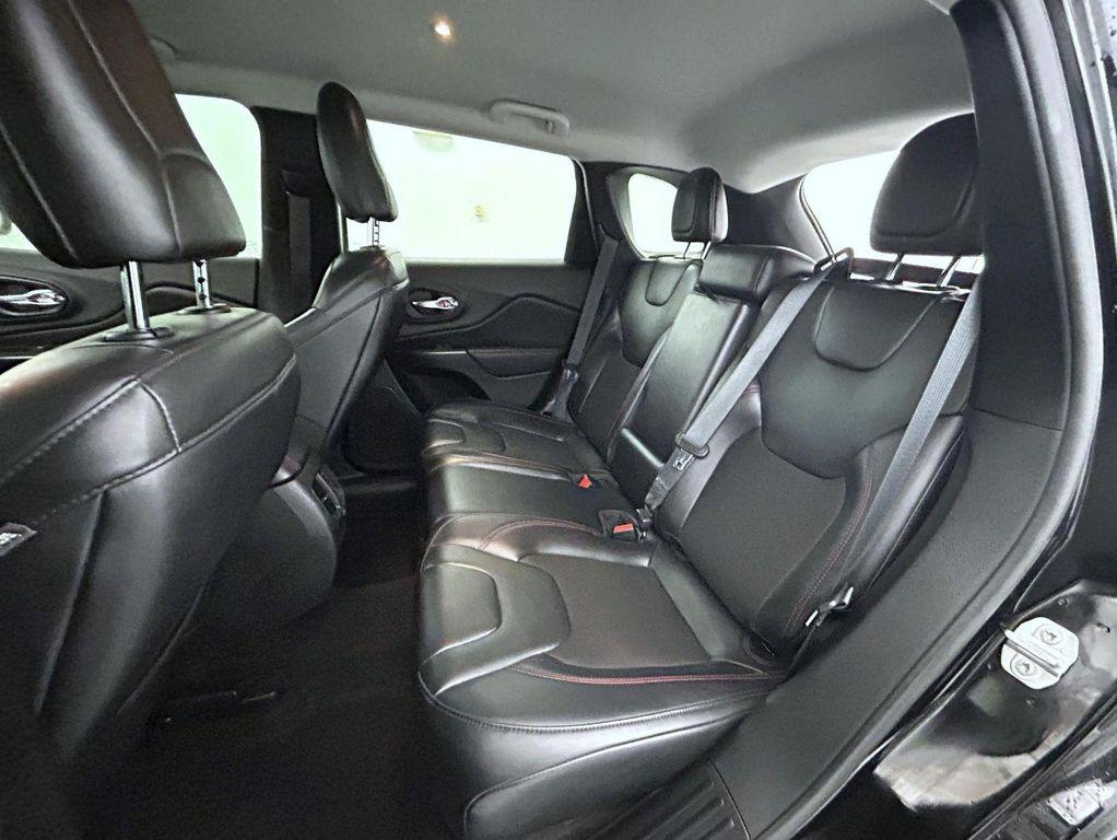 used 2020 Jeep Cherokee car, priced at $19,662