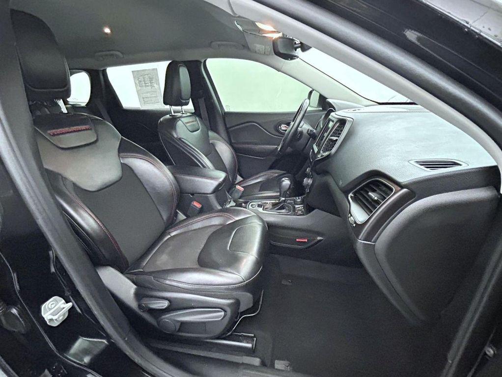 used 2020 Jeep Cherokee car, priced at $19,662