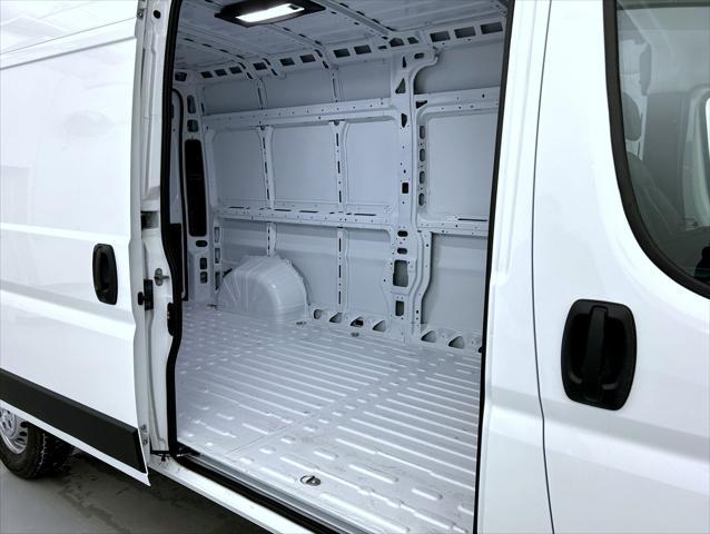 new 2025 Ram ProMaster 2500 car, priced at $48,316