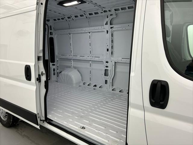 new 2025 Ram ProMaster 2500 car, priced at $45,983