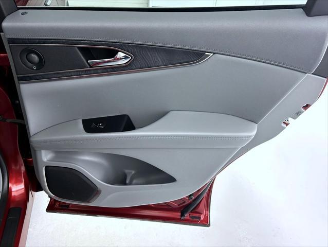 used 2019 Lincoln Nautilus car