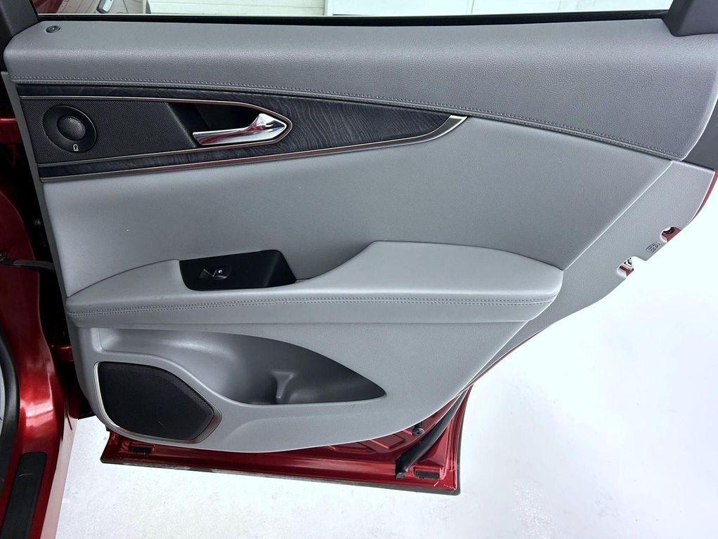 used 2019 Lincoln Nautilus car