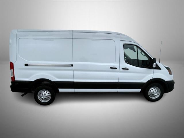 new 2025 Ford Transit-250 car