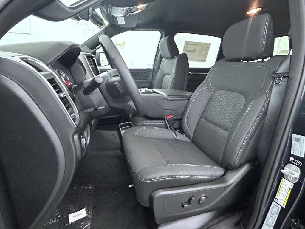 new 2025 Ram 1500 car, priced at $46,596