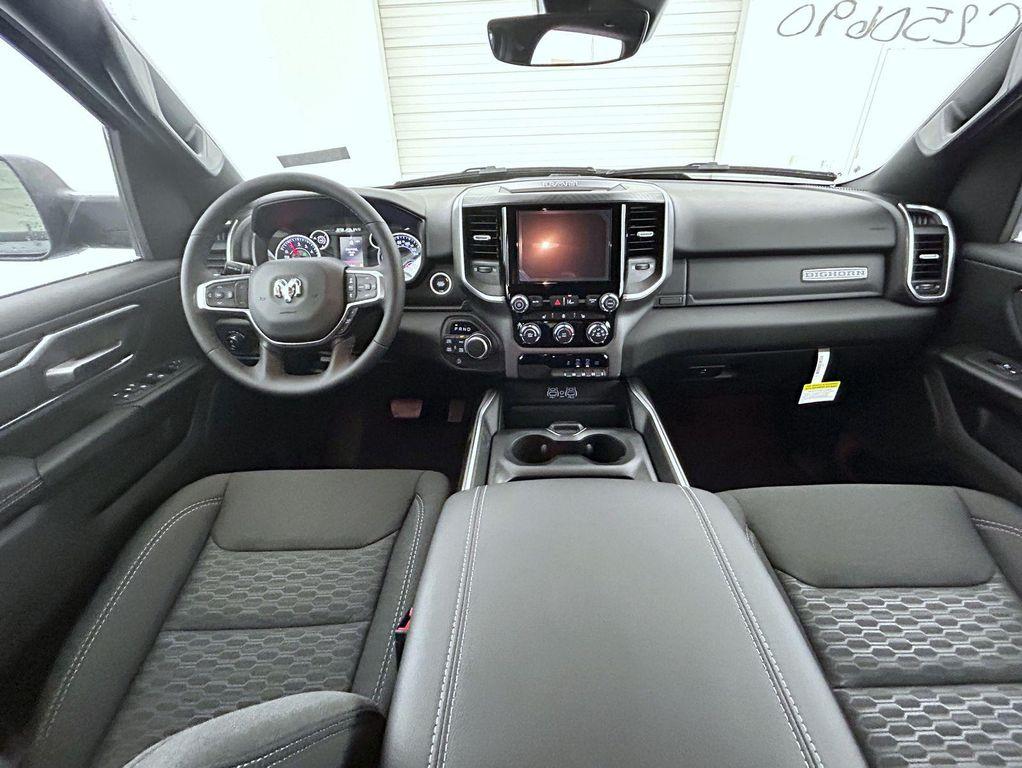 new 2025 Ram 1500 car, priced at $48,682