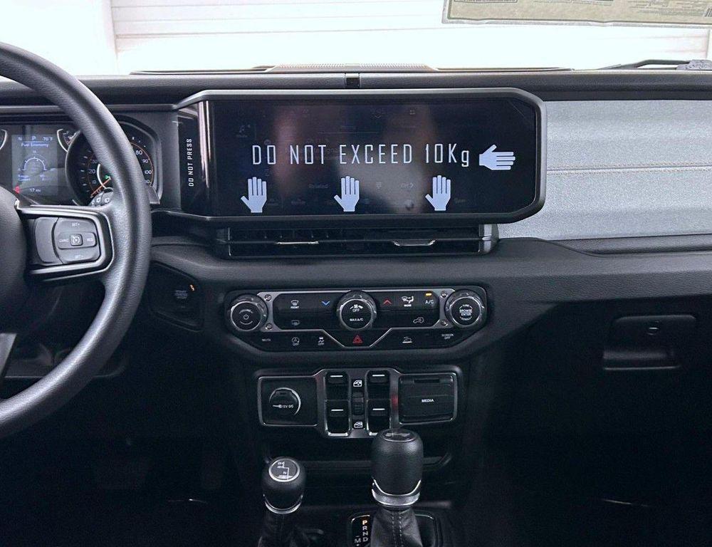 new 2025 Jeep Wrangler car, priced at $37,229