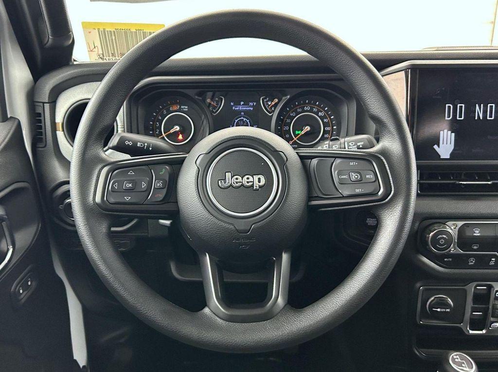 new 2025 Jeep Wrangler car, priced at $37,229