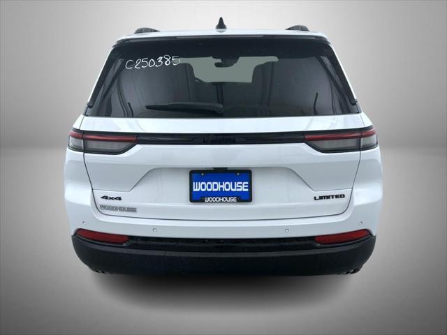 new 2025 Jeep Grand Cherokee car, priced at $44,327