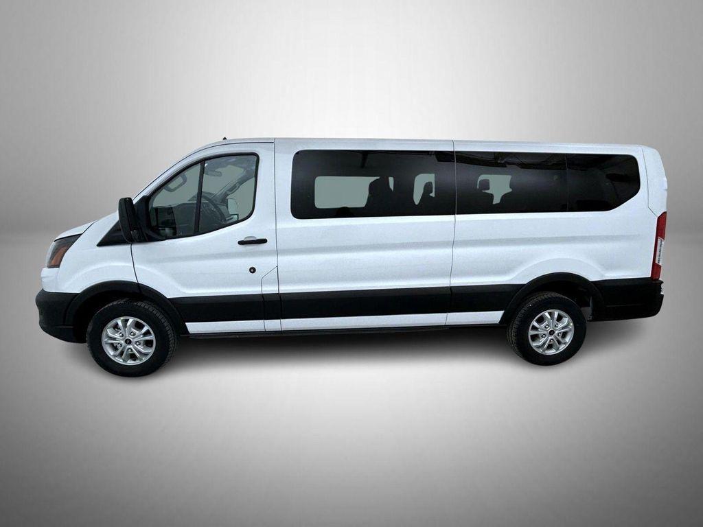 new 2025 Ford Transit-350 car