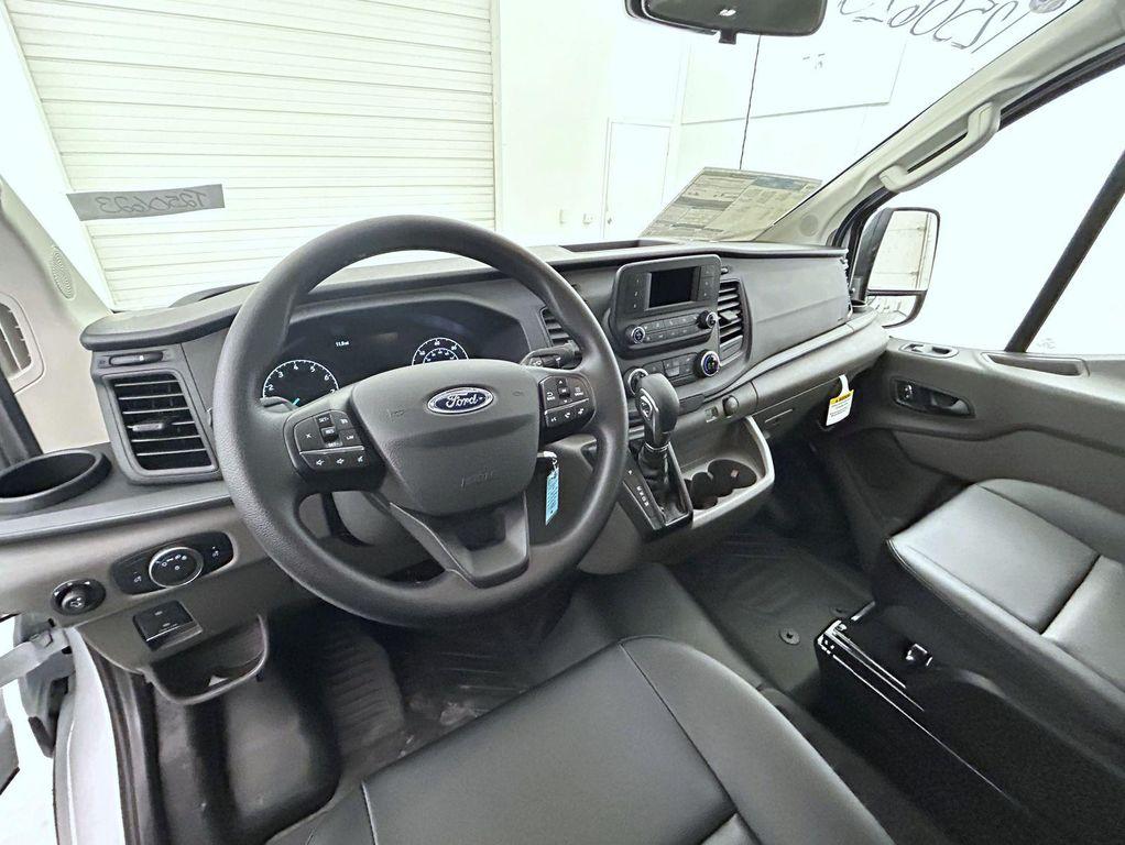 new 2025 Ford Transit-350 car