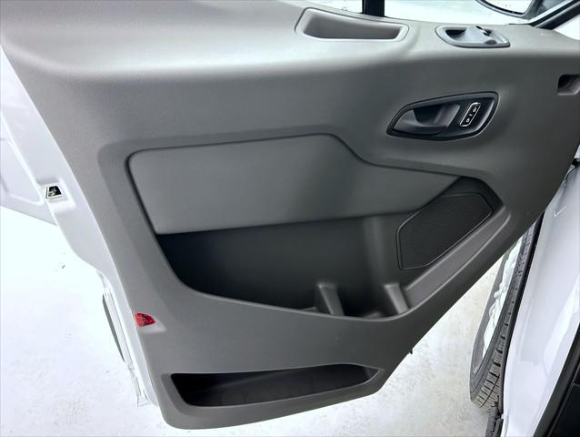 new 2025 Ford Transit-350 car