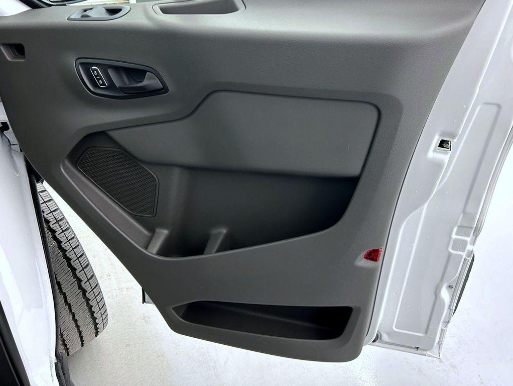 new 2025 Ford Transit-350 car