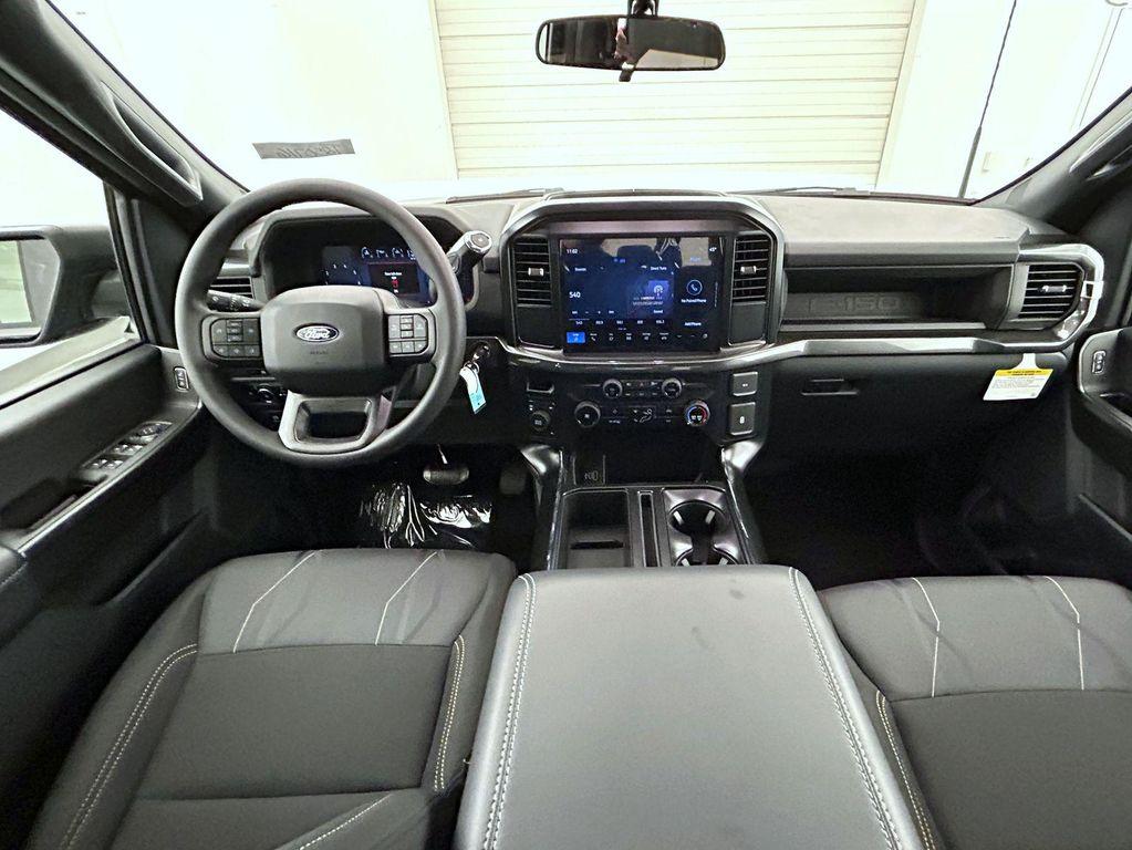 new 2025 Ford F-150 car